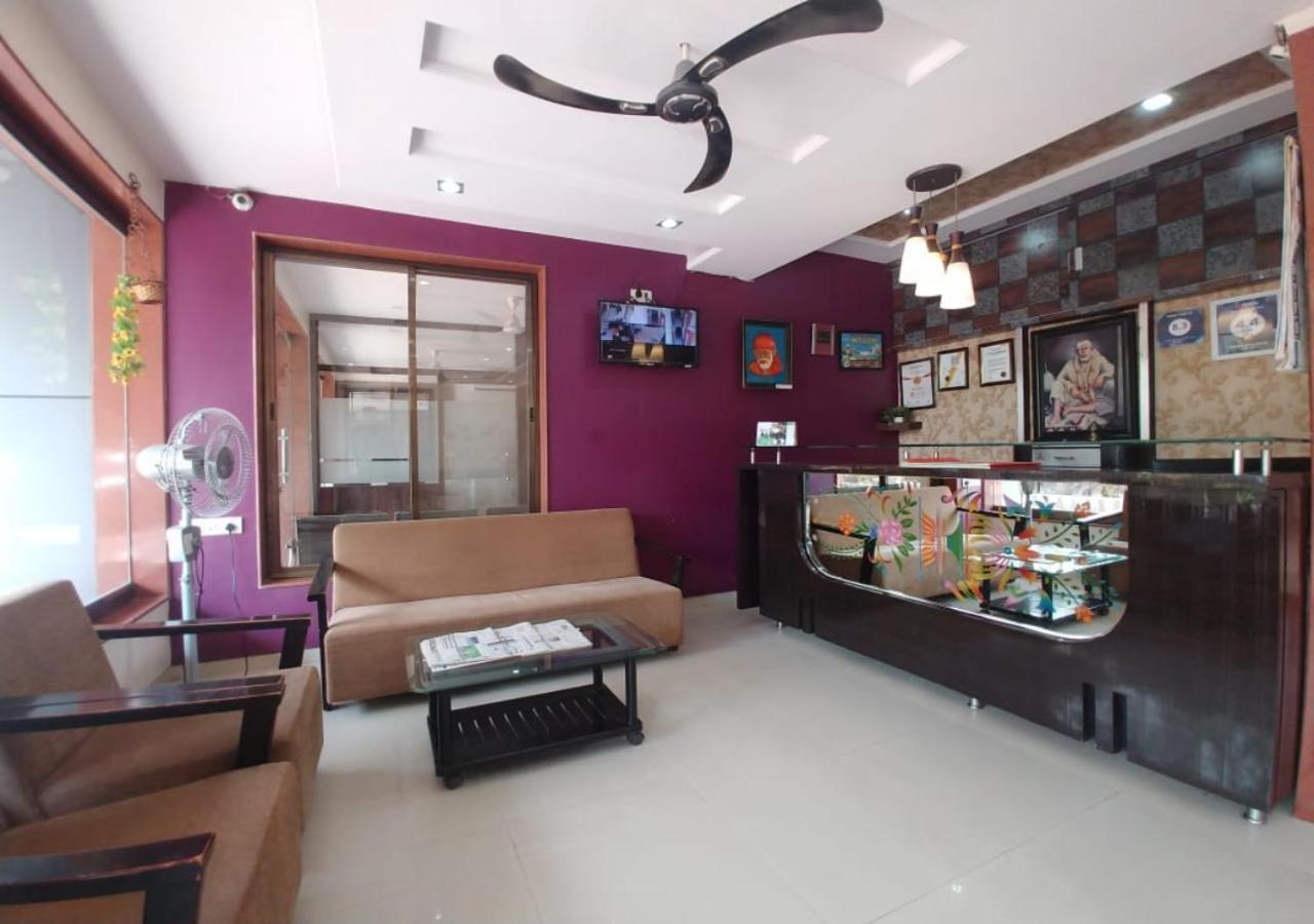 Hotel Yogiraj Shirdi Buitenkant foto