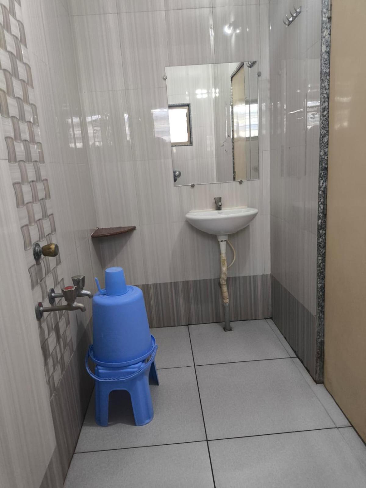 Hotel Yogiraj Shirdi Buitenkant foto