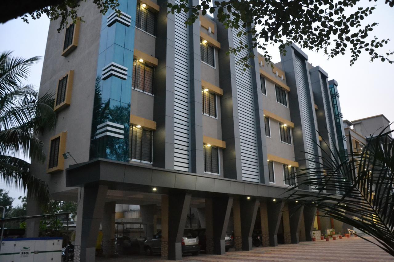Hotel Yogiraj Shirdi Buitenkant foto
