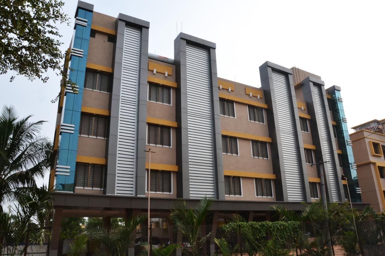 Hotel Yogiraj Shirdi Buitenkant foto