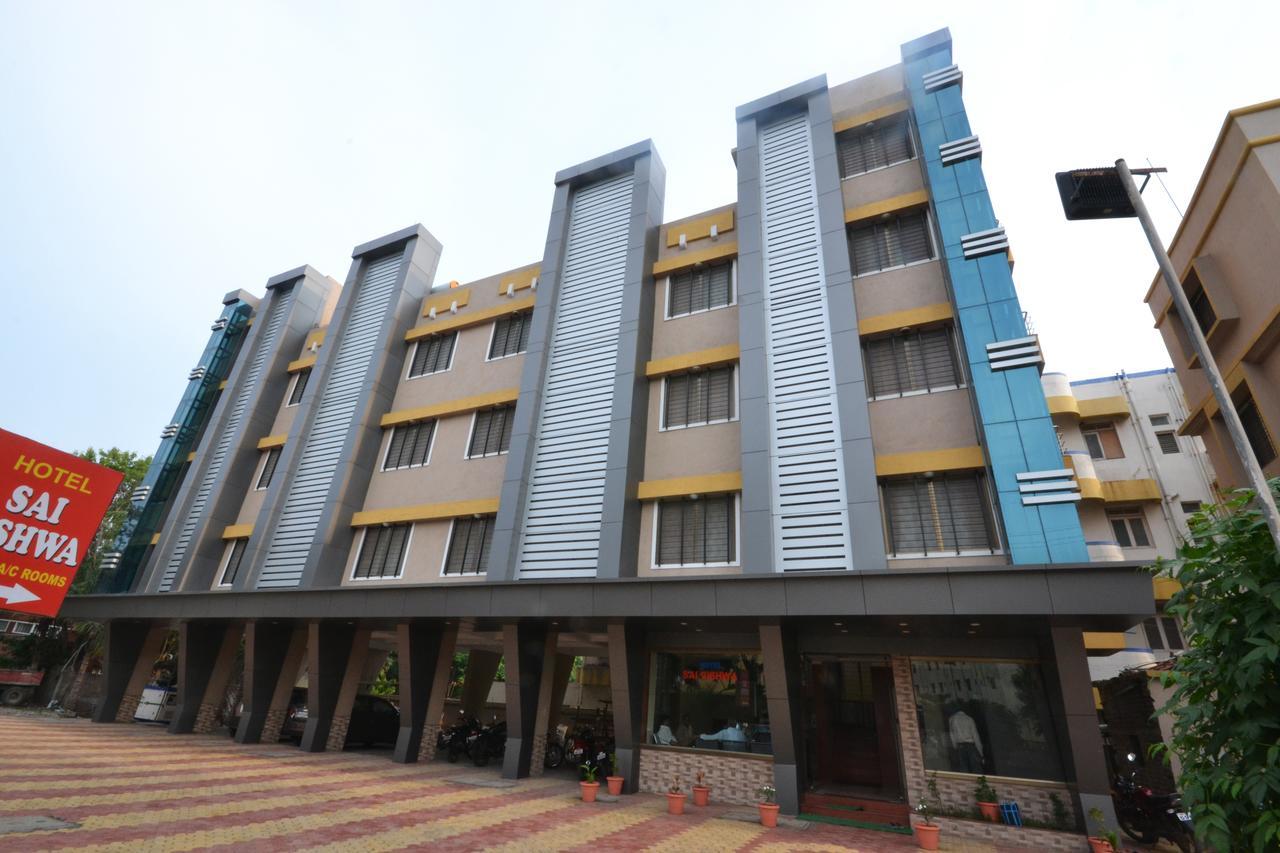 Hotel Yogiraj Shirdi Buitenkant foto