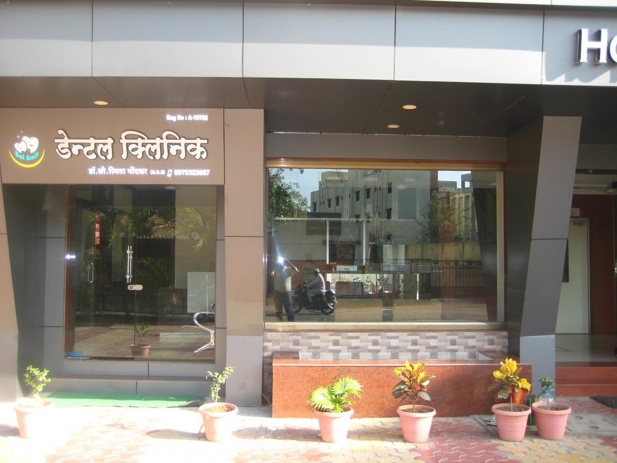 Hotel Yogiraj Shirdi Buitenkant foto
