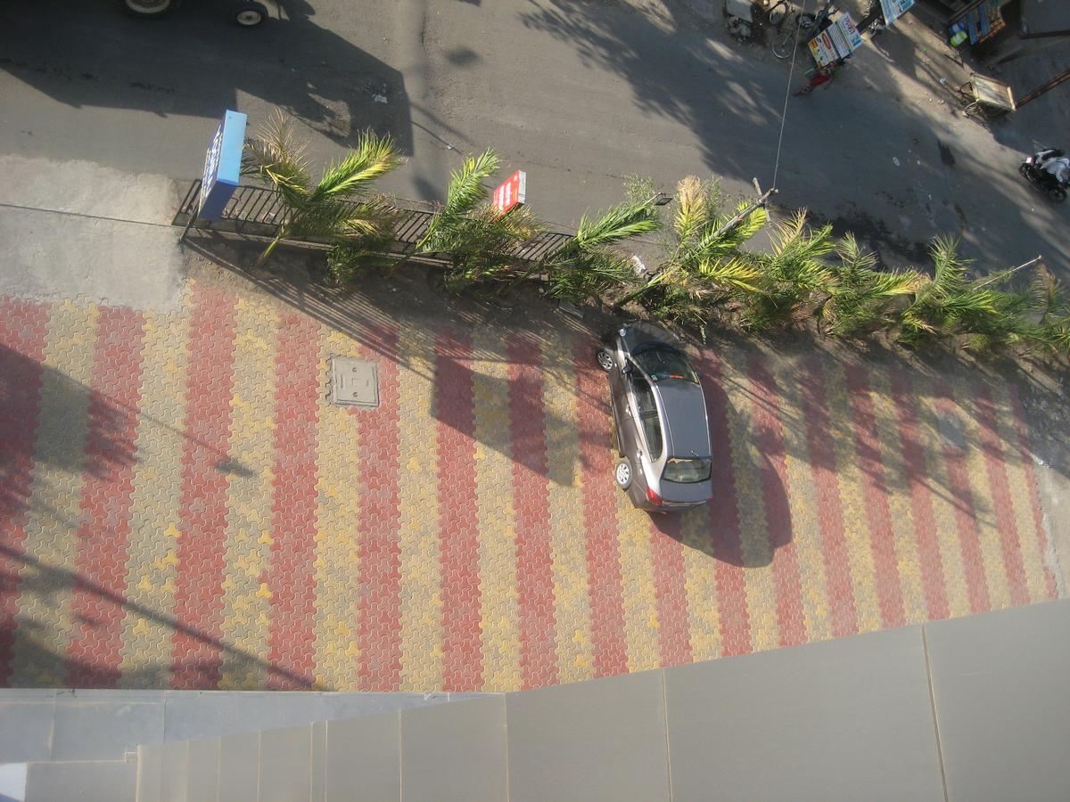 Hotel Yogiraj Shirdi Buitenkant foto